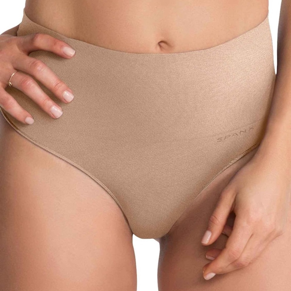 Spanx Everyday Tummy Control Shaping Thong Size M